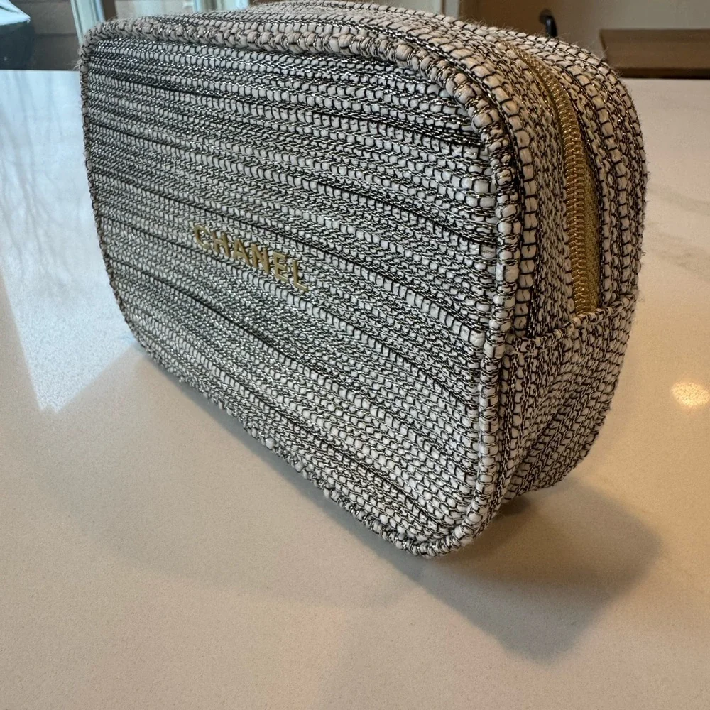 Chanel Black, White and Silver Woven Cosmetic Bag - Picture 2 of 8
